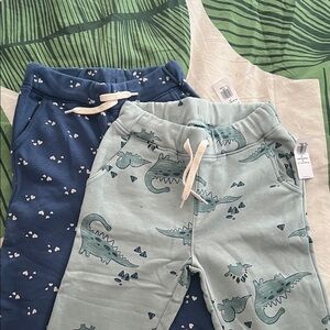 2x NWT Old navy sweat pants 5T with pockets!